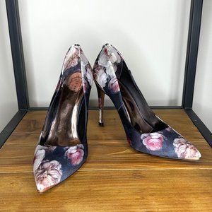 NWT Women's Sz 8 Ted Baker London Floral Pumps